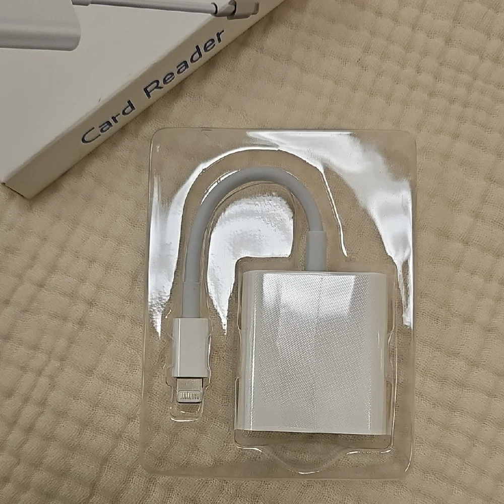Universal White Card Reader Adapter